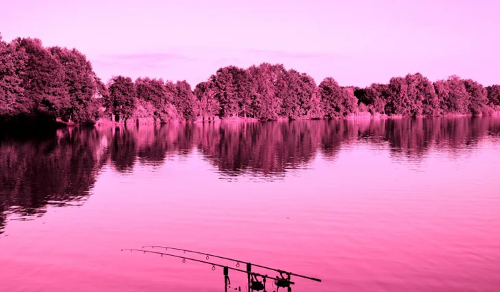 Víkend na červeno ve znamení Krill Berry