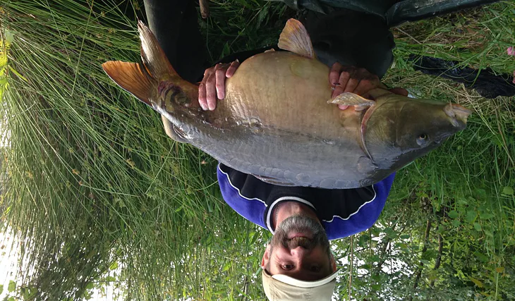 Další příbřežní kapři, opět na Gigantiku.