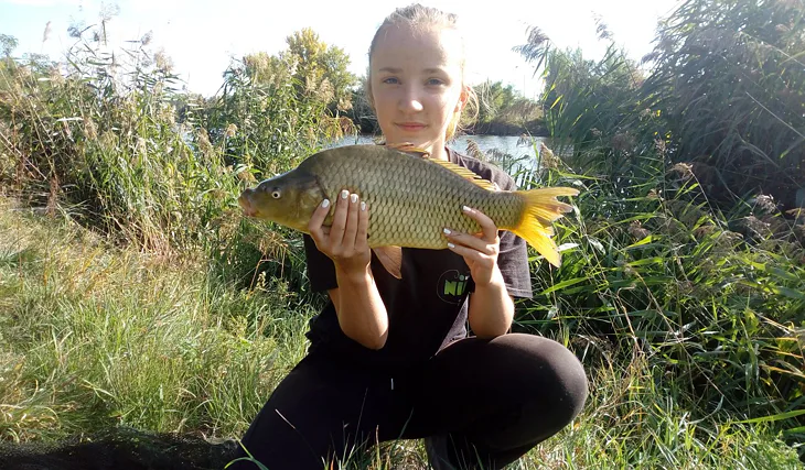 Holka na Podpoře mládeže