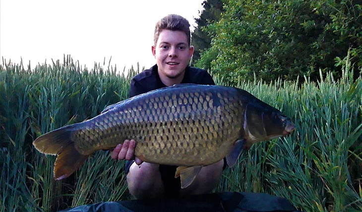 2 noci na koupališti