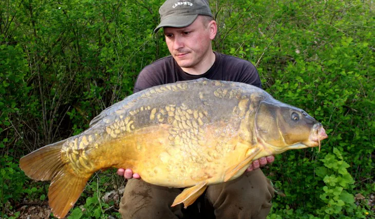 Dubnové dobrodružství za hranicemi – I. díl