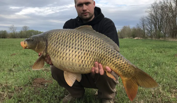 První teplý víkend u Labe