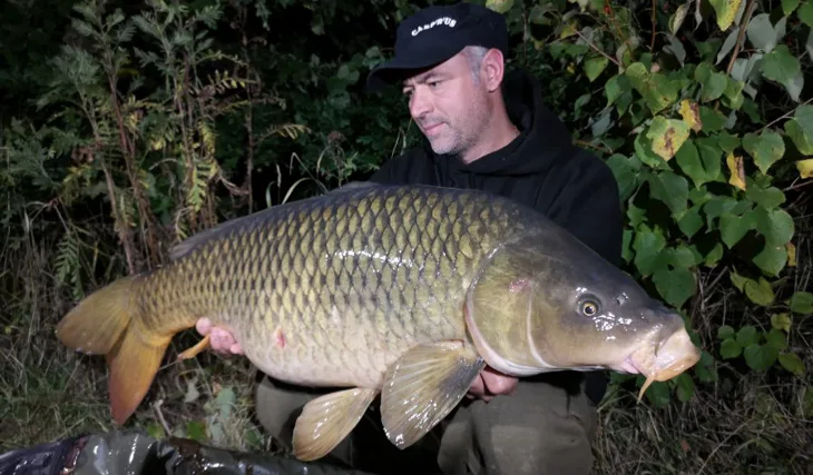 Pískovna po setmění