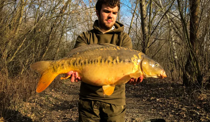 První jarní kapři