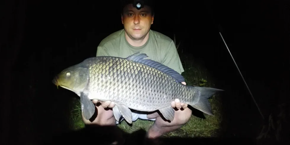 Super rybačka ve vedrech