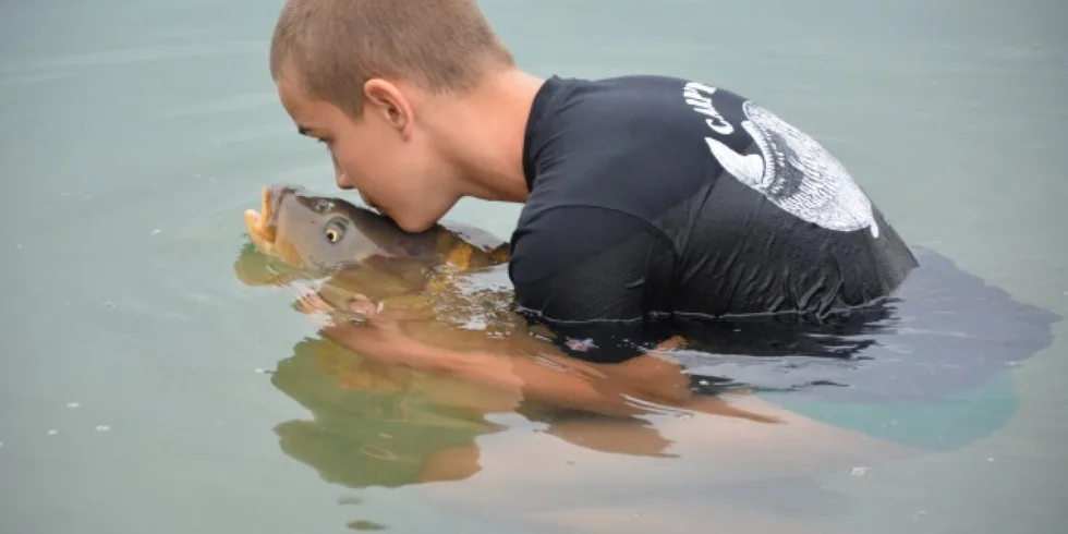 Léto ve znamení osobáku a lásky ke kaprům