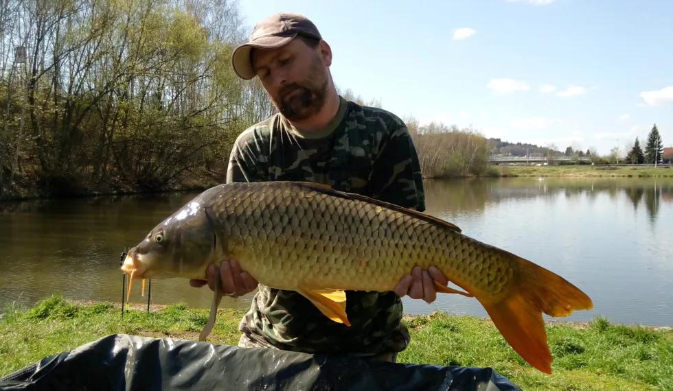 300 minut za 10 kaprů!