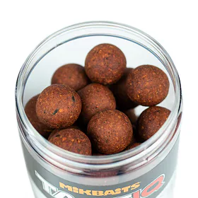 Mikbaits TactiQ rozpustné boilie - Jahoda Exlusive 20mm, 250ml