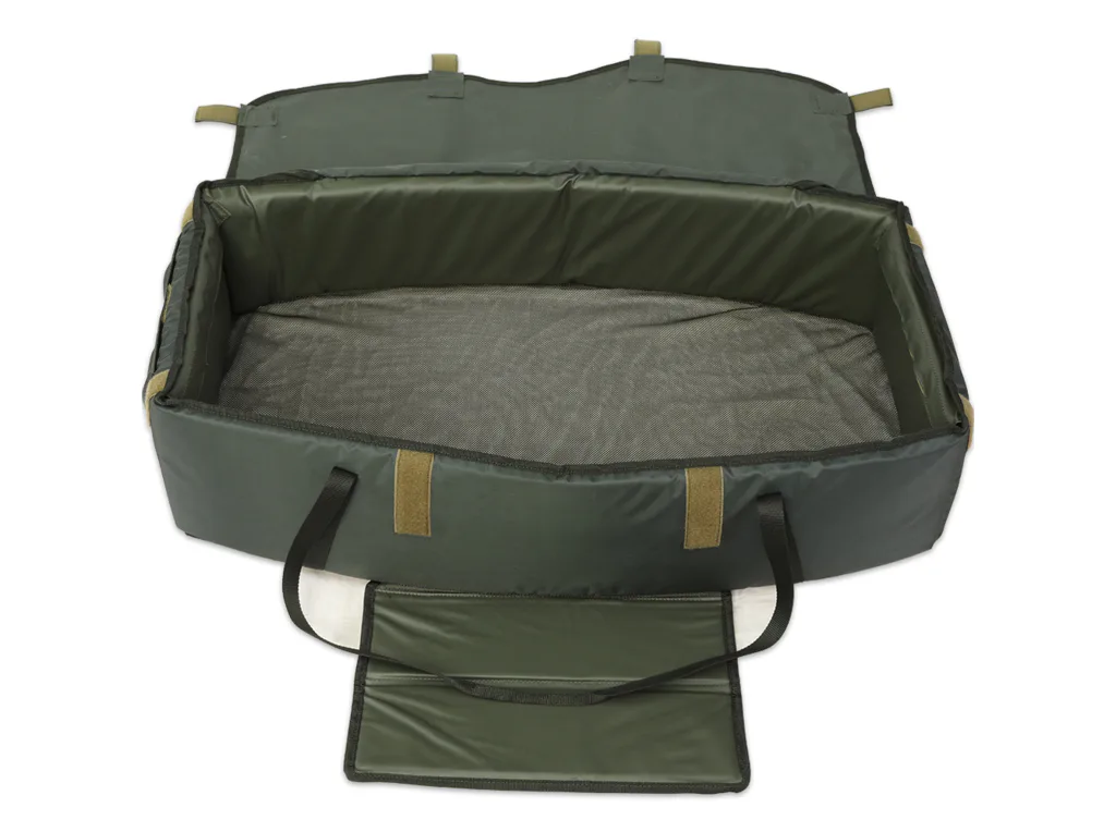 Giants&#x20;fishing&#x20;Podlo&#x017E;ka&#x20;Unhooking&#x20;Mat&#x20;Gaube