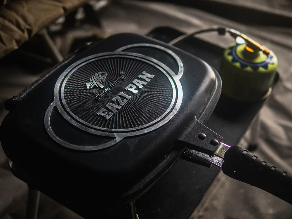 Giants&#x20;fishing&#x20;P&#x00E1;nev&#x20;na&#x20;va&#x0159;en&#x00ED;&#x20;Eazi&#x20;Pan&#x20;Large&#x20;&#x28;32cm&#x29;