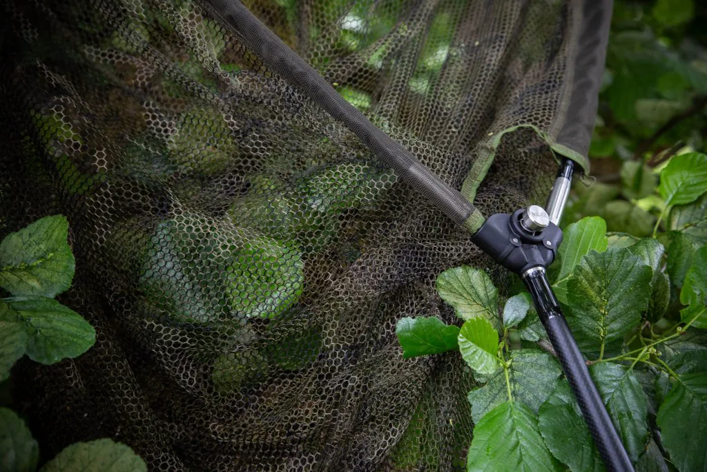 Solar&#x20;N&#x00E1;hradn&#x00ED;&#x20;s&#x00ED;&#x0165;ka&#x20;k&#x20;podb&#x011B;r&#x00E1;ku&#x20;k&#x20;Bow-Loc&#x20;Landing&#x20;net&#x20;42&quot;&#x20;Camo
