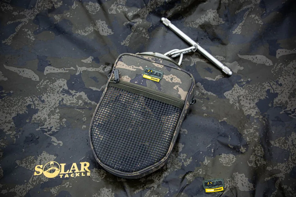 Solar&#x20;Obal&#x20;na&#x20;v&#x00E1;hu&#x20;-&#x20;Undercover&#x20;Camo&#x20;Scales&#x20;Pouch