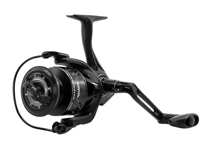 Delphin&#x20;Navij&#x00E1;k&#x20;Sharx&#x20;3T