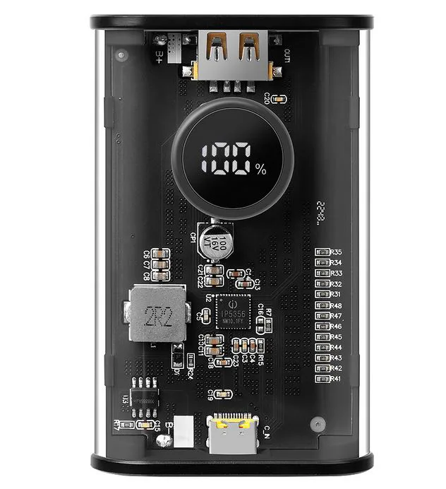 Tactical&#x20;Powerbanka&#x20;C4&#x20;Explosive&#x20;9600mAh&#x20;Black