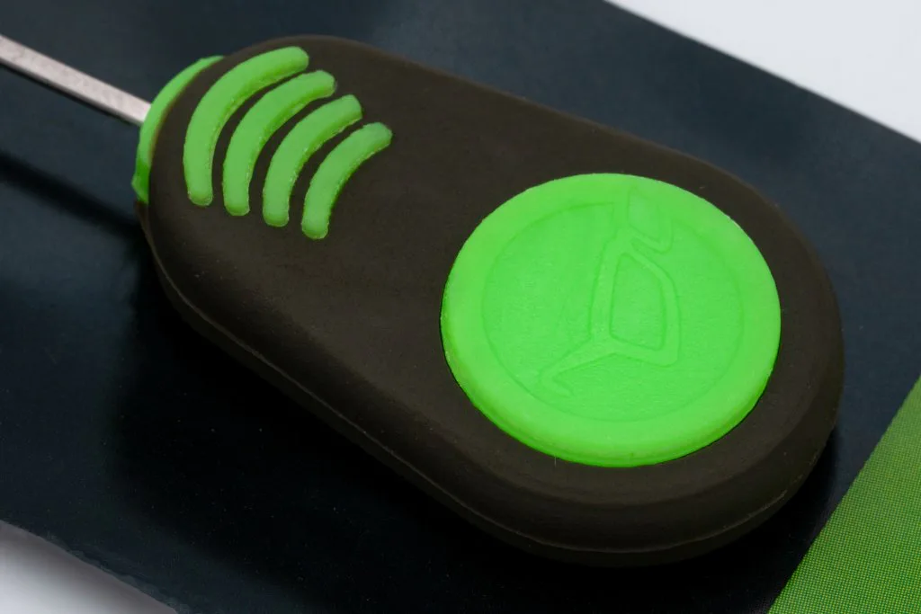 Korda&#x20;Krat&#x0161;&#x00ED;&#x20;jehla&#x20;se&#x20;z&#x00E1;padkou&#x20;Heavy&#x20;Latch&#x20;Needle&#x20;7cm&#x20;&#x28;green&#x29;