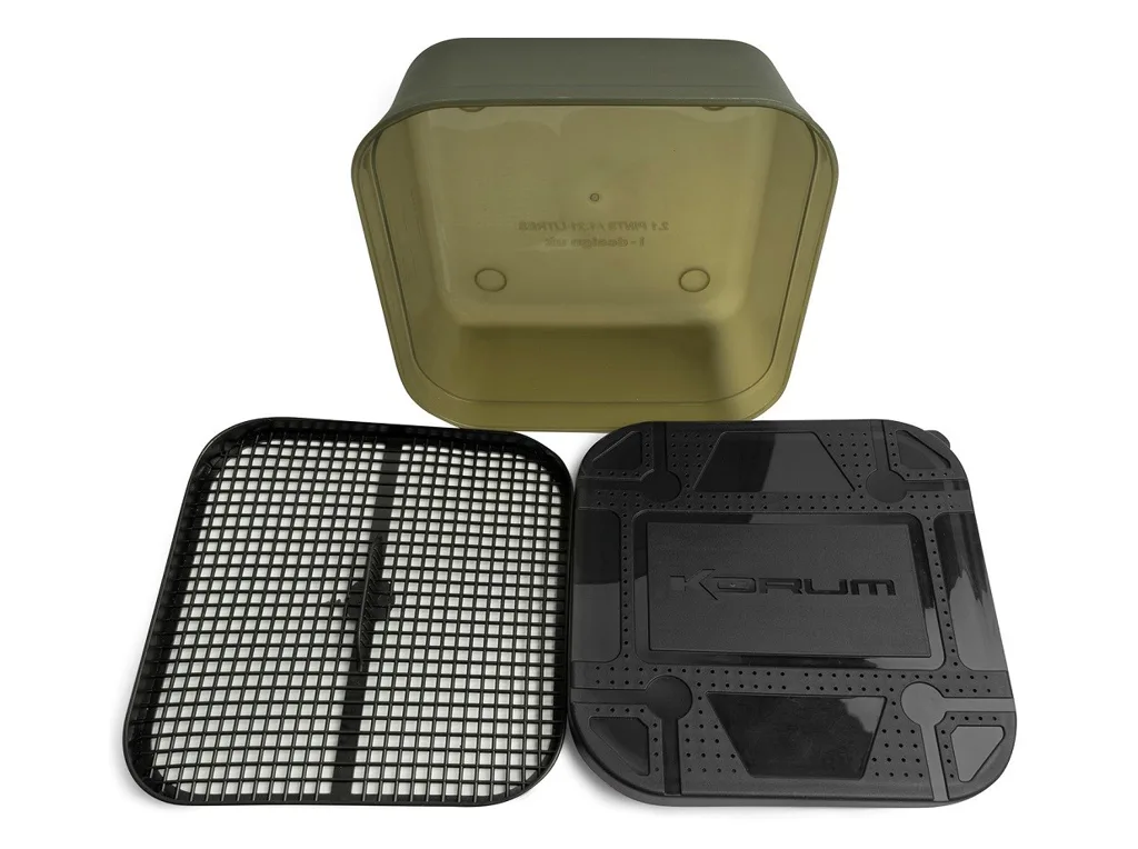 Korum&#x20;Krabi&#x010D;ka&#x20;na&#x20;&#x010D;ervy&#x20;Maggot&#x20;Tub&#x20;and&#x20;Riddle&#x20;1,2l