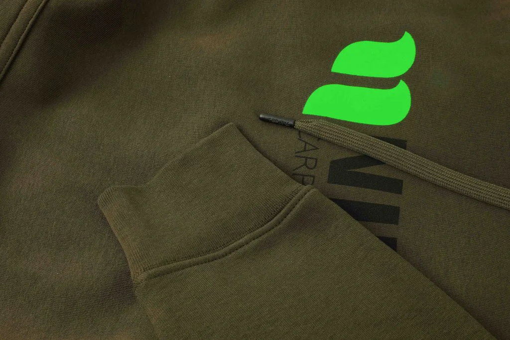 Nikl&#x20;Mikina&#x20;zelen&#x00E1;