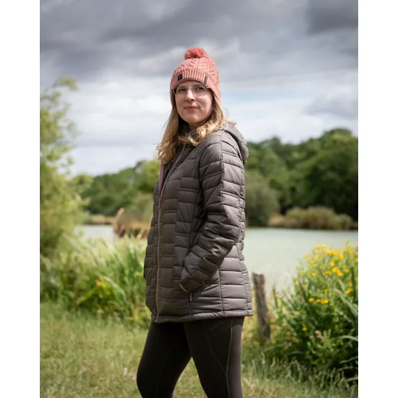 Ladies Knitted Bobble Hat